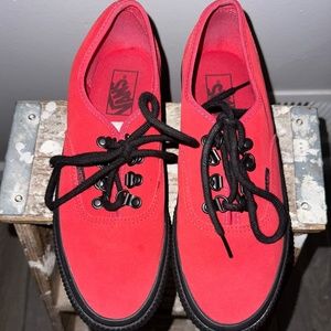 Pre-Owned Platform Vans